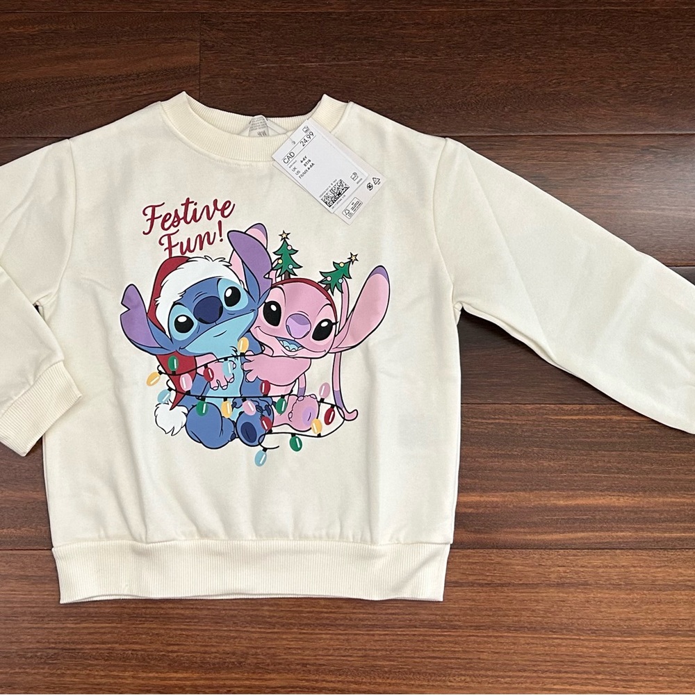 BNWT H&M Lilo and Stitch Christmas 🎄 Sweatshirt